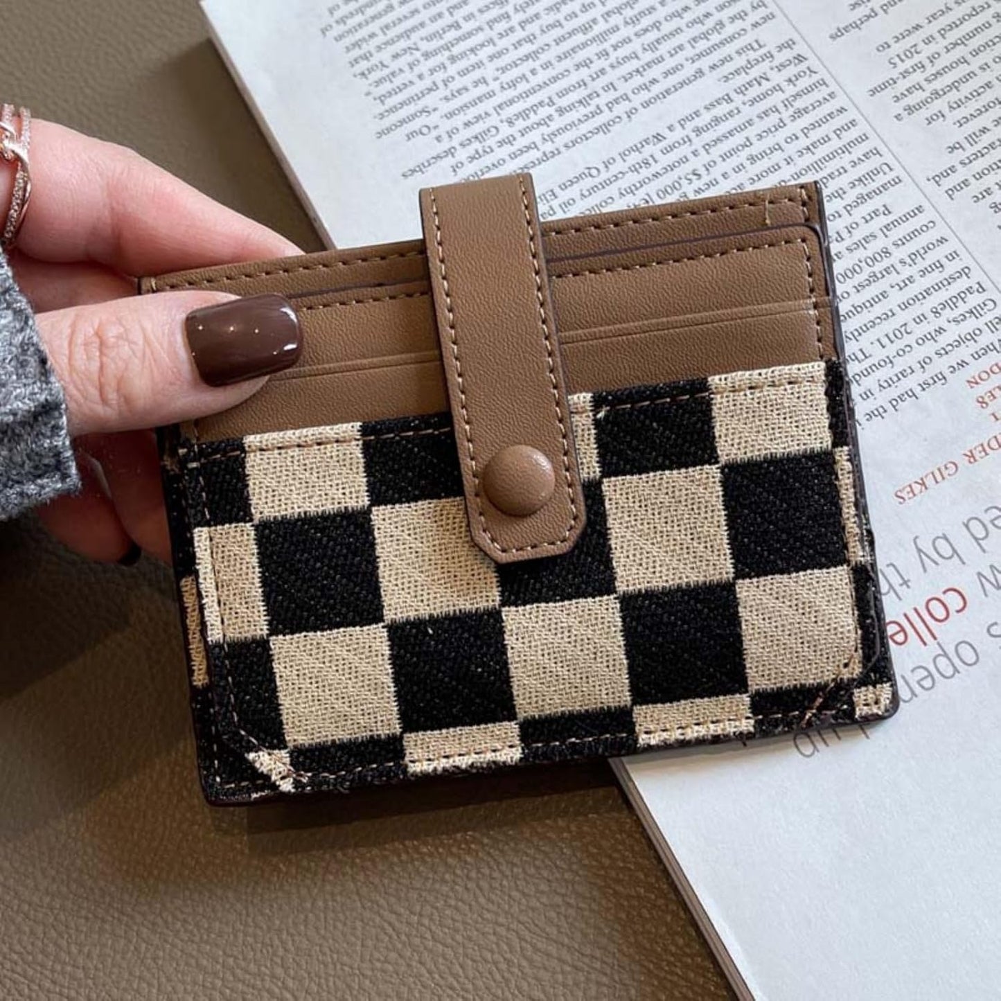 Women's Colorblock Plaid Pattern Compact Wallet, Bifold with ID Window Canvas Compact Wallet, Credit Card Holder for Women.